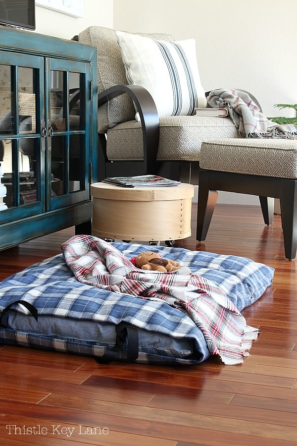 Dog bed with blanket best sale