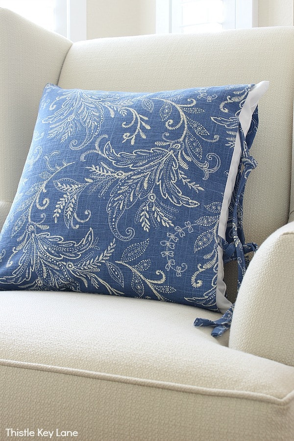 Ideas For Making Easy Pillow Covers With Ties Thistle Key Lane