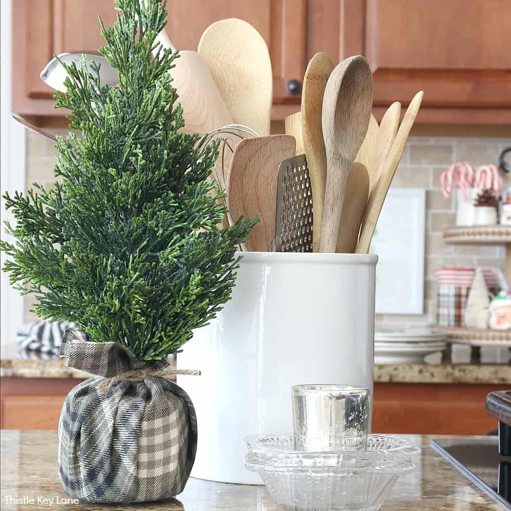 Christmas In The Kitchen And Family Room