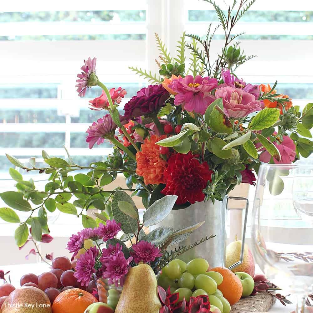 Thanksgiving Fruit And Flower Tablescape