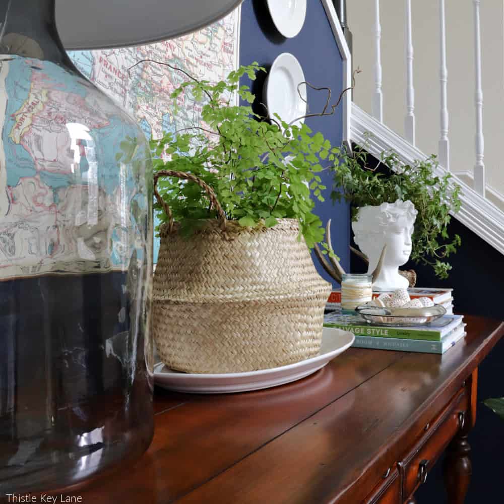 Early Spring Entry Table