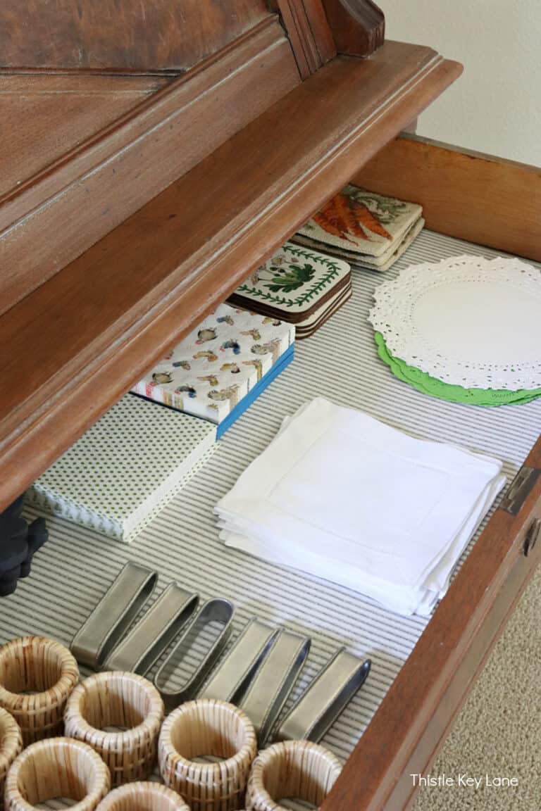 Organizing Table Linens Organizing Napkins And Linens - Thistle Key Lane