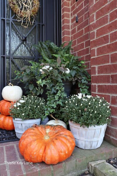 Classic Fall Decorating For A Small Porch - Thistle Key Lane