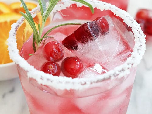 https://thistlekeylane.com/wp-content/uploads/2022/10/cranberry-orange-margarita-recipe-1-500x375.jpeg