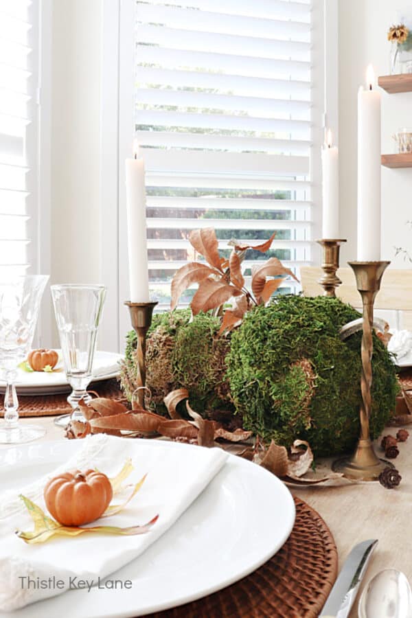 Thanksgiving Centerpieces With Moss Covered Pumpkins - Thistle Key Lane