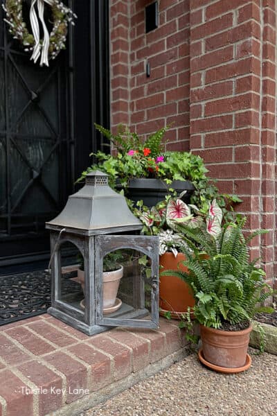 Small Porch Styling For Spring - Thistle Key Lane