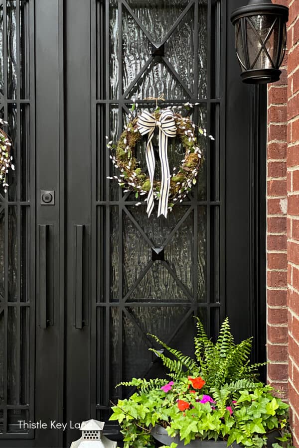 Small Porch Styling For Spring - Thistle Key Lane