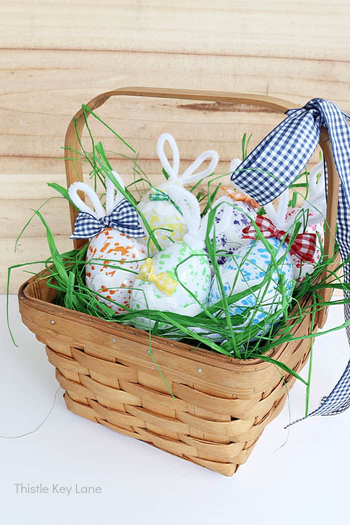 Basket of eggs. DIY Easter Bunny Eggs. 