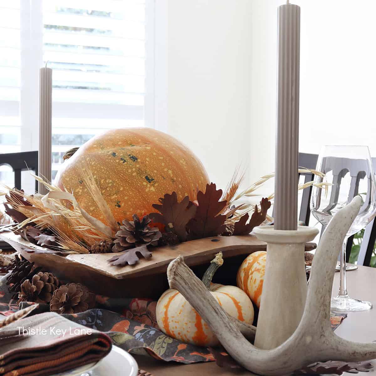 Rustic Thanksgiving Pumpkin Centerpiece And Tablescape