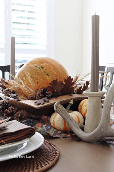 Rustic Thanksgiving Pumpkin Centerpiece And Tablescape - Thistle Key Lane
