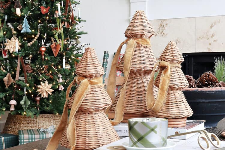 Country Cottage Christmas Home Tour